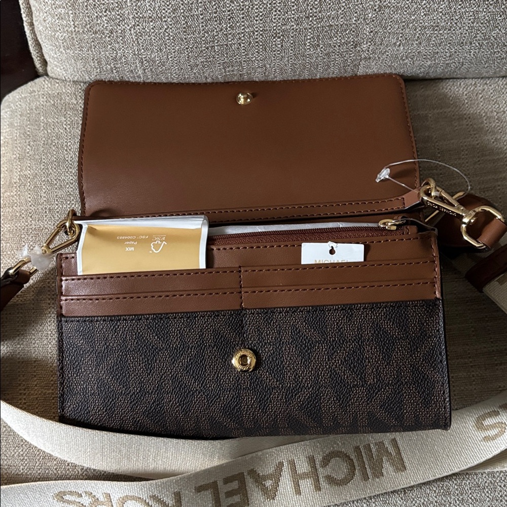 Michael Kors Brown Monogram Crossbody Bag new with tags - Picture 4 of 7
